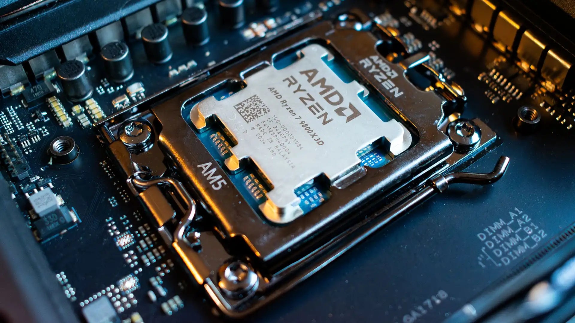 AMD Ryzen 7 9800X3D 8-Core 16-Thread Processor 4.7GHz 120W L3=96M DDR5 NEW Socket AM5 4NM R7 9800X3D but No Fan